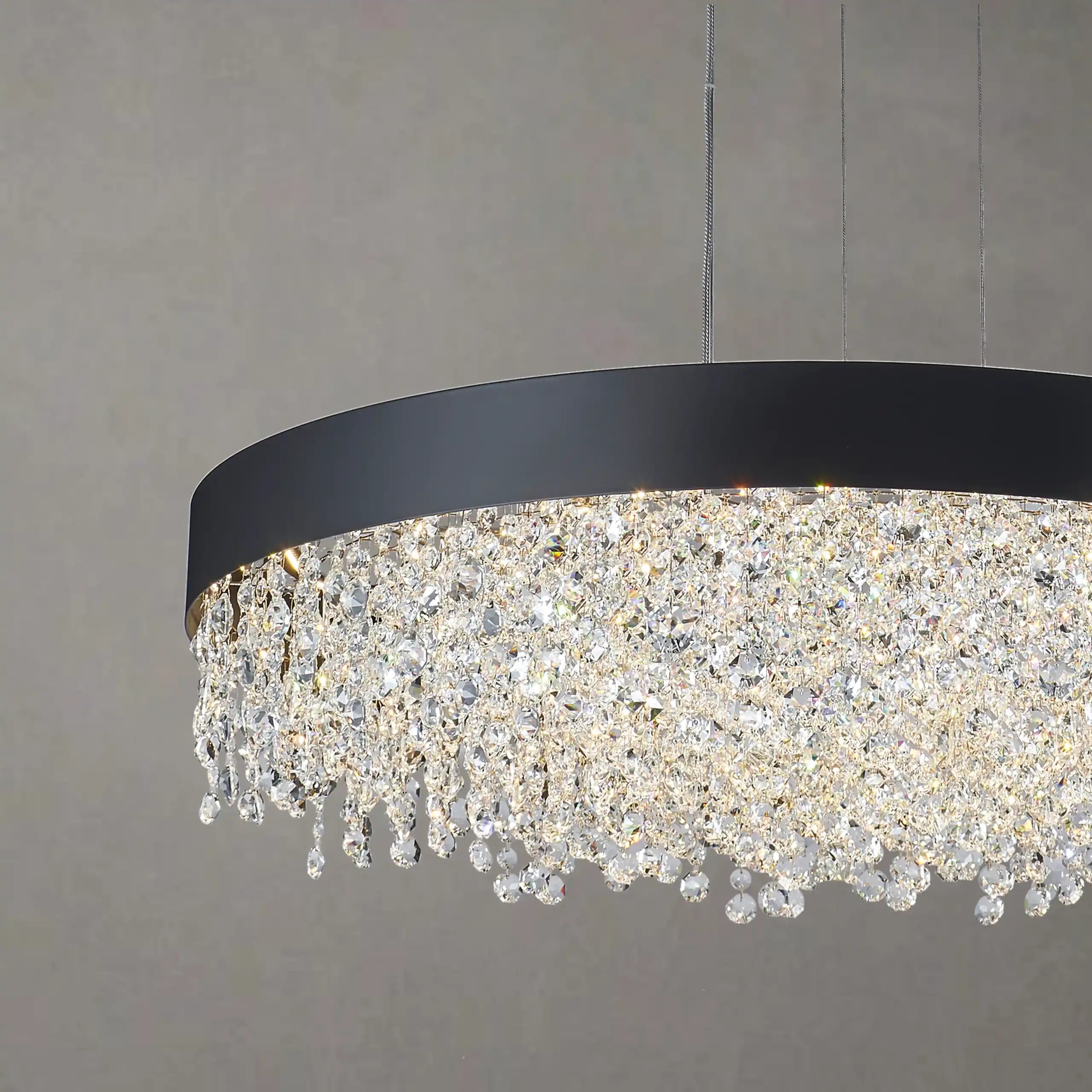 GLITZ HALO CHANDELIER