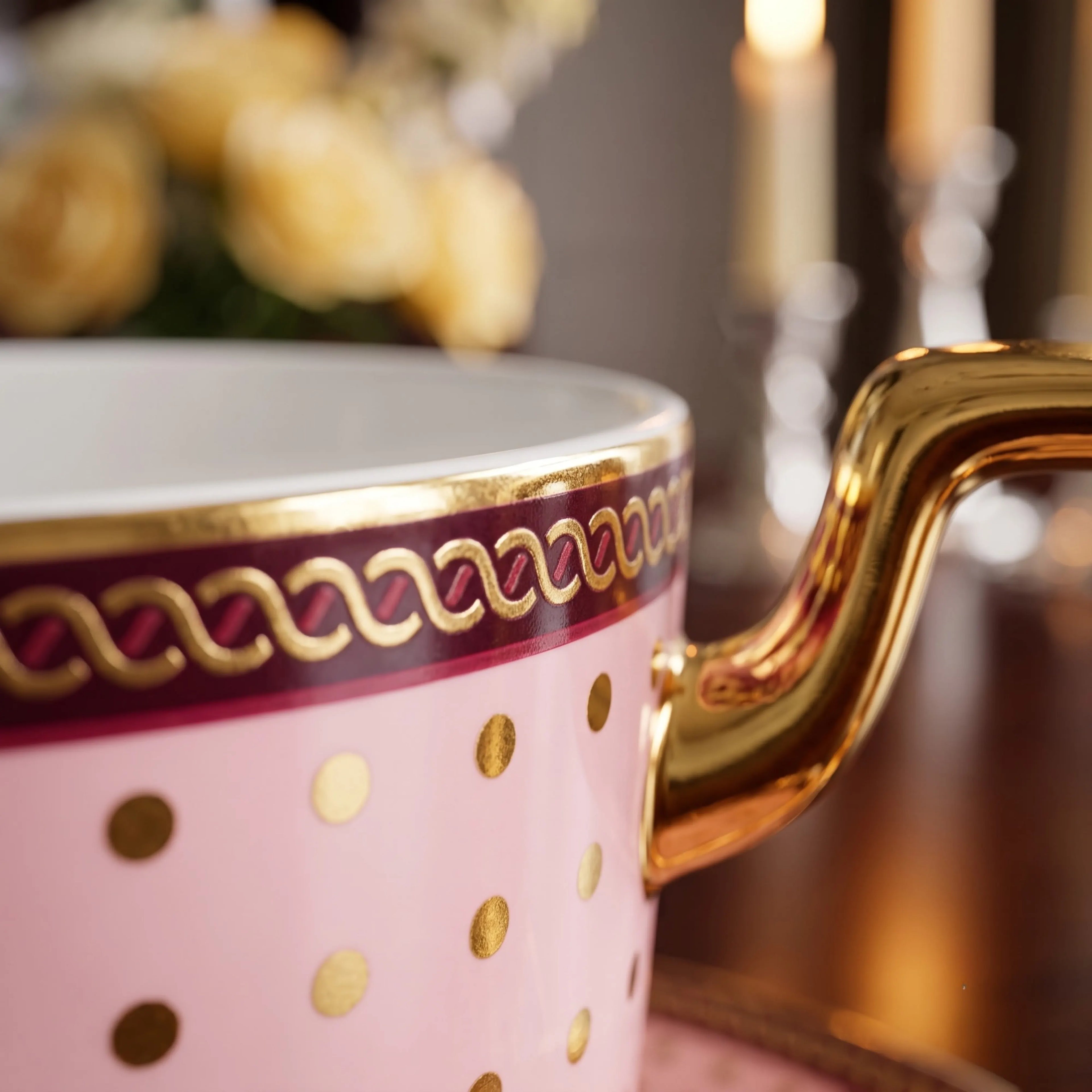 DELPHI ROSE TEACUP SET