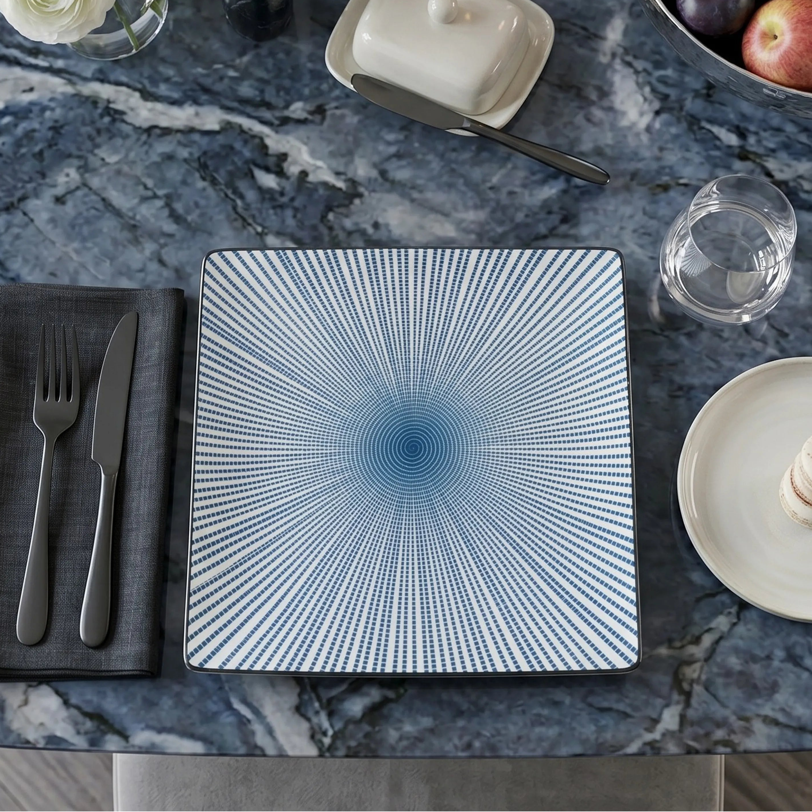 GIANNA CARRÉ PLATE