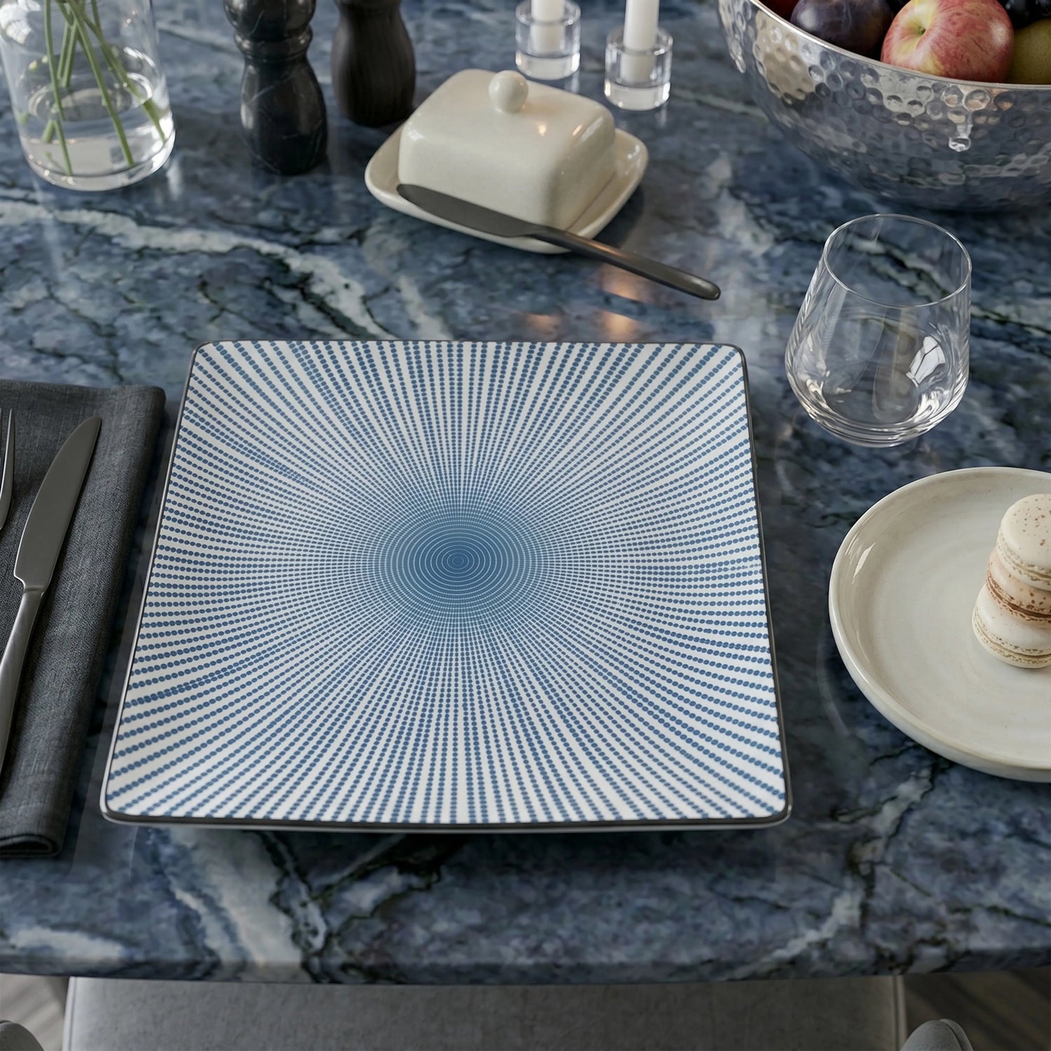GIANNA CARRÉ PLATE