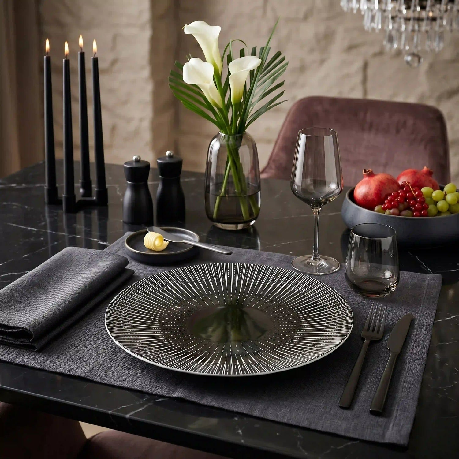 ZAPHIRE NOIR PLATE