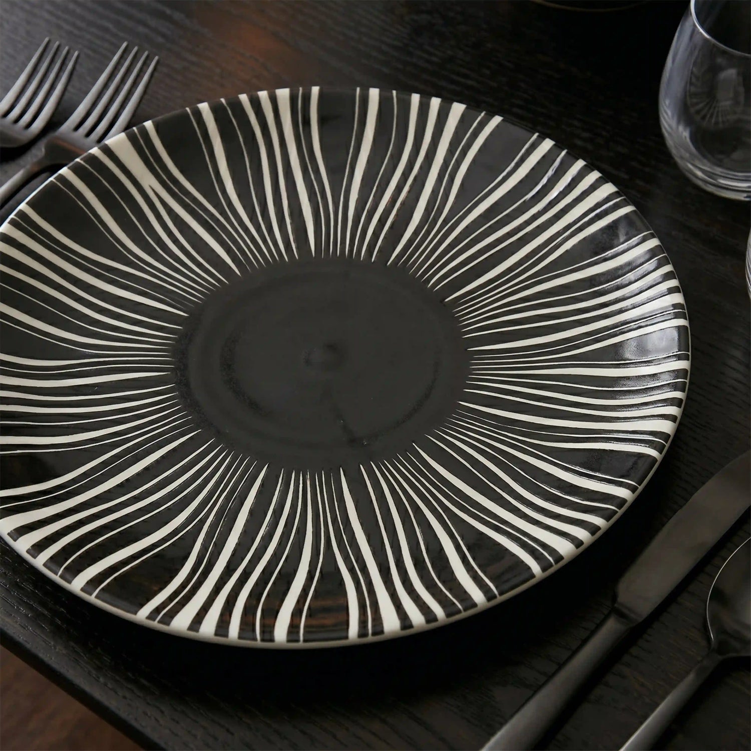 ZAPHIRE BELMONT NOIR PLATE