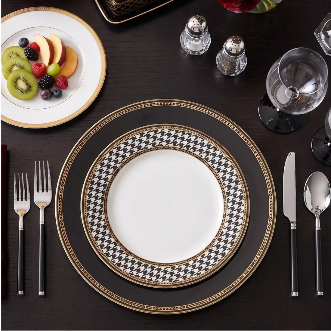 CLAIRE PLATE COLLECTION