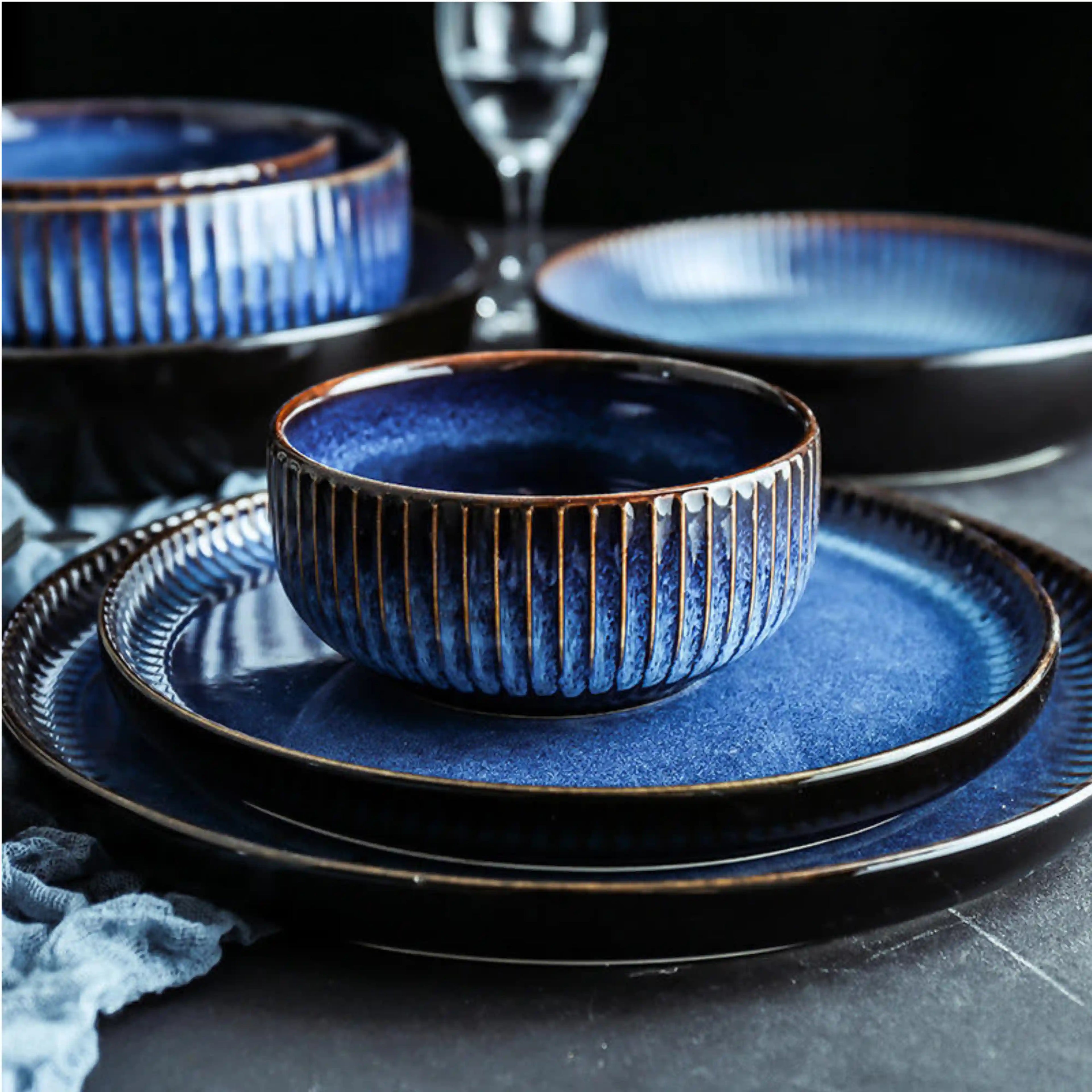 KILN RAYS DINING COLLECTION