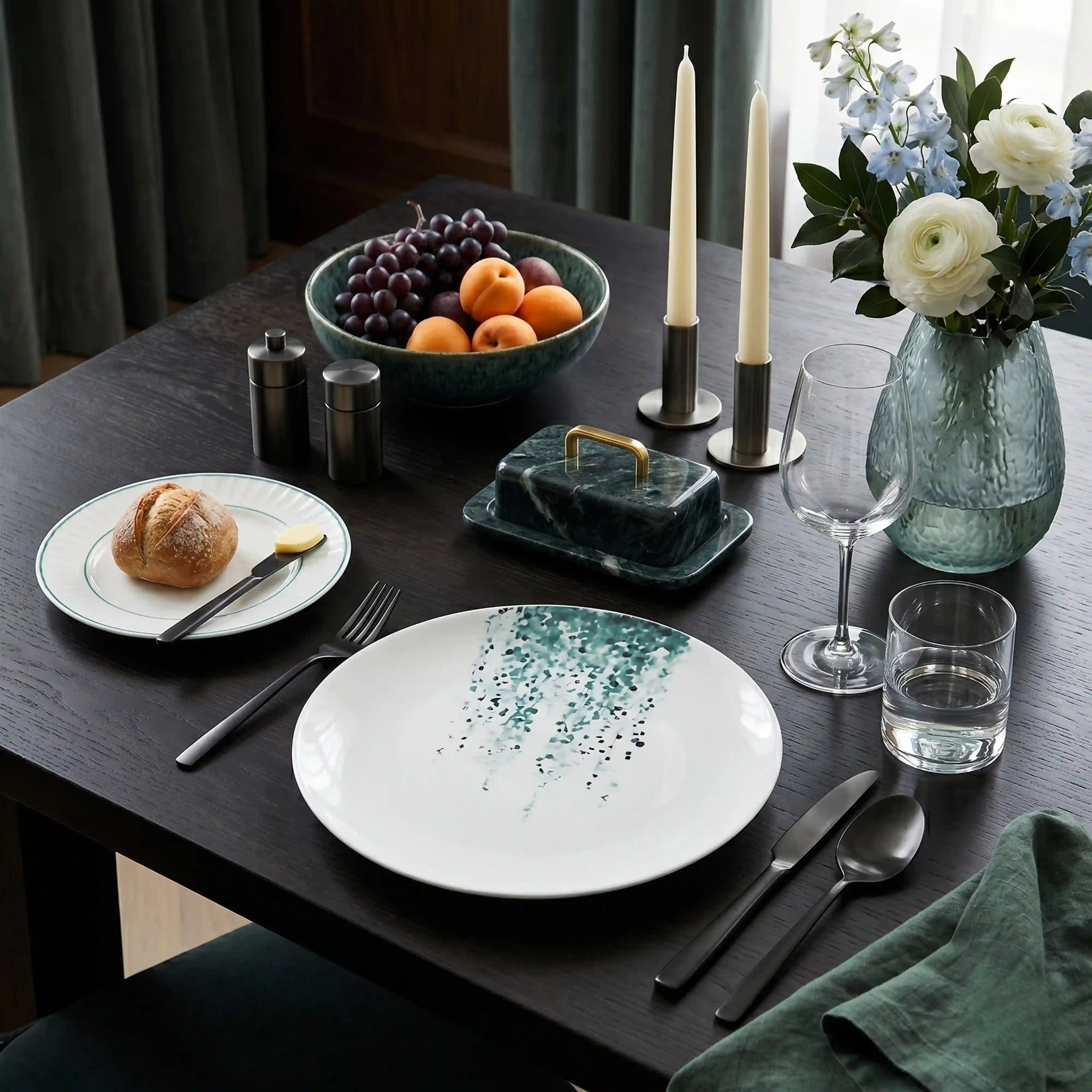PLANTAE WISTERIA PLATE