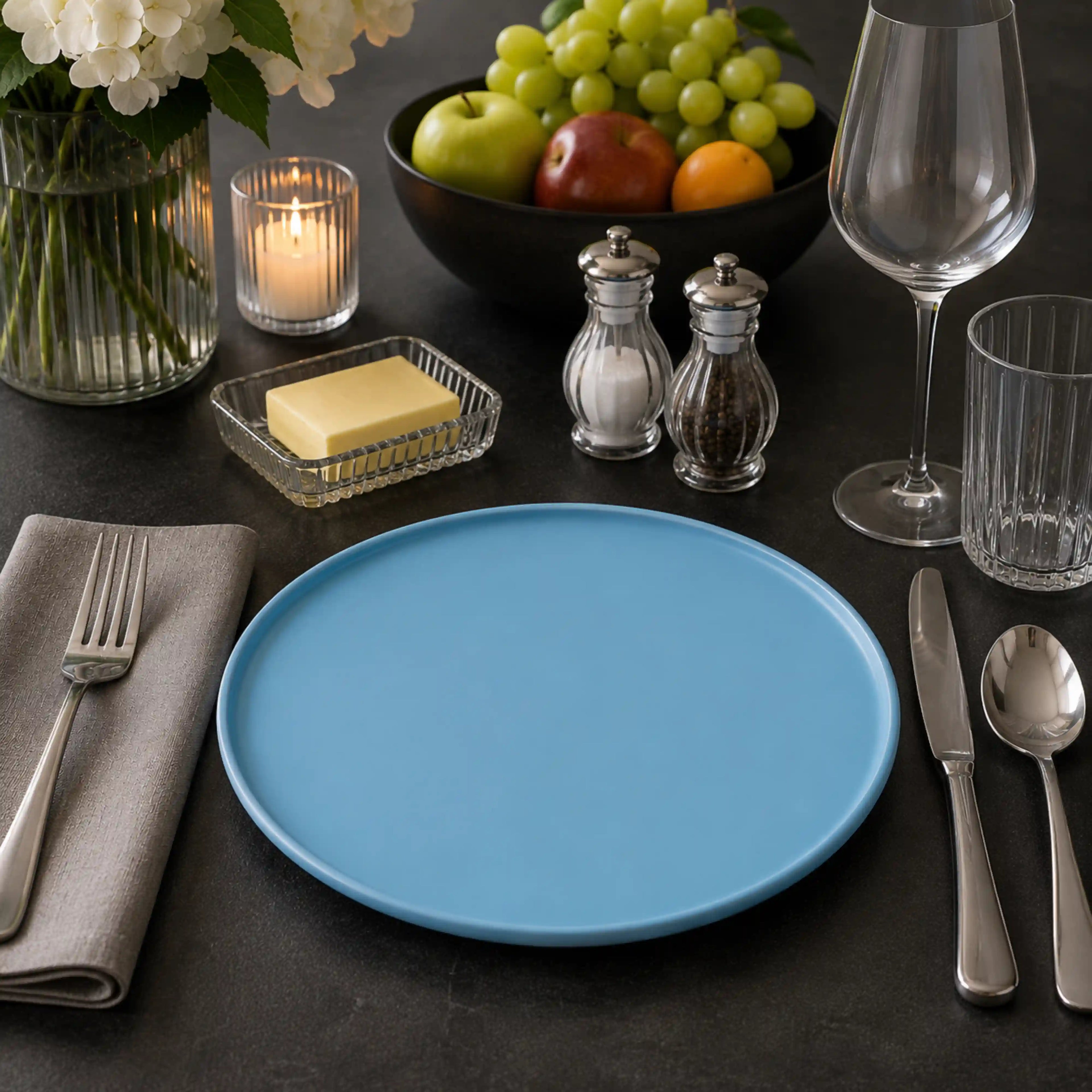 PLAIN BLEU PLATE
