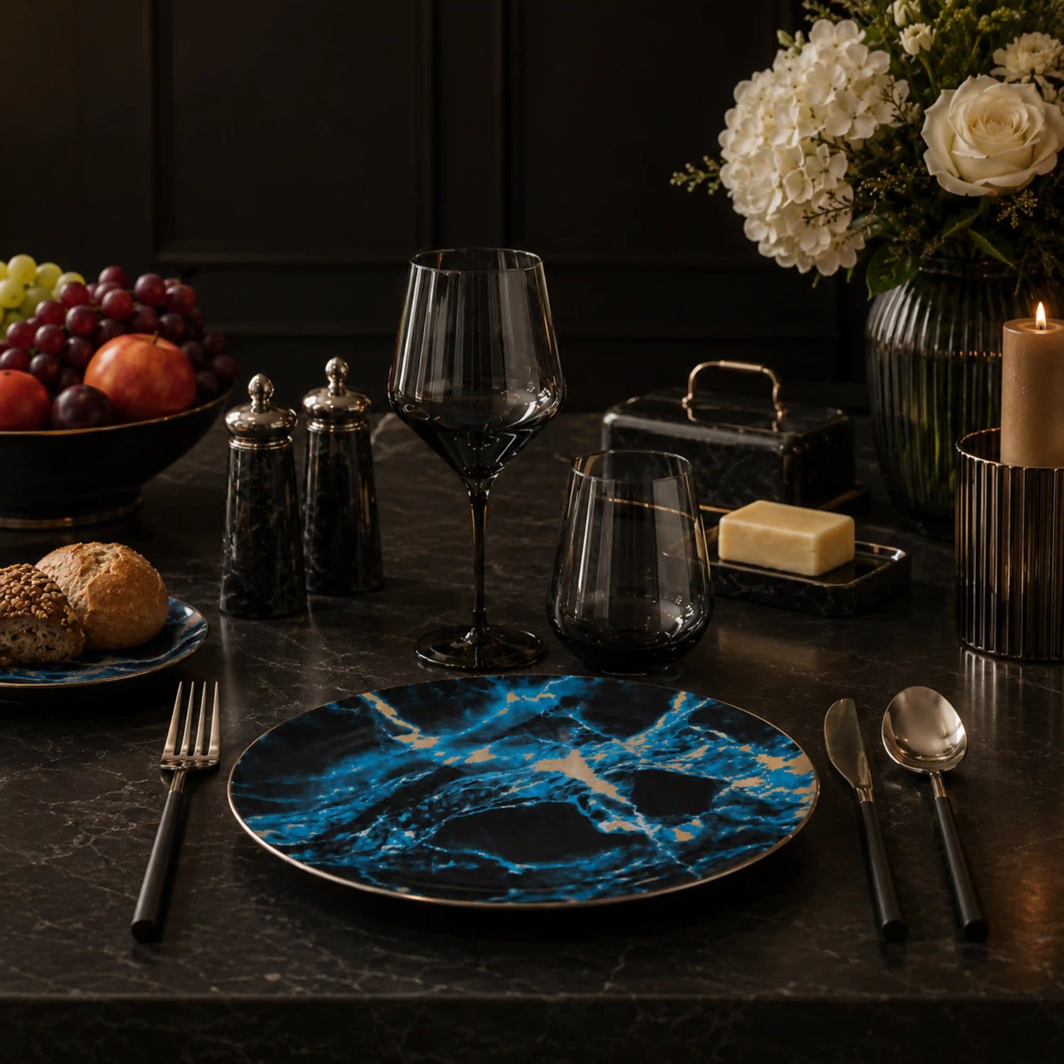 MICHAELANGELO BLEU PLATE