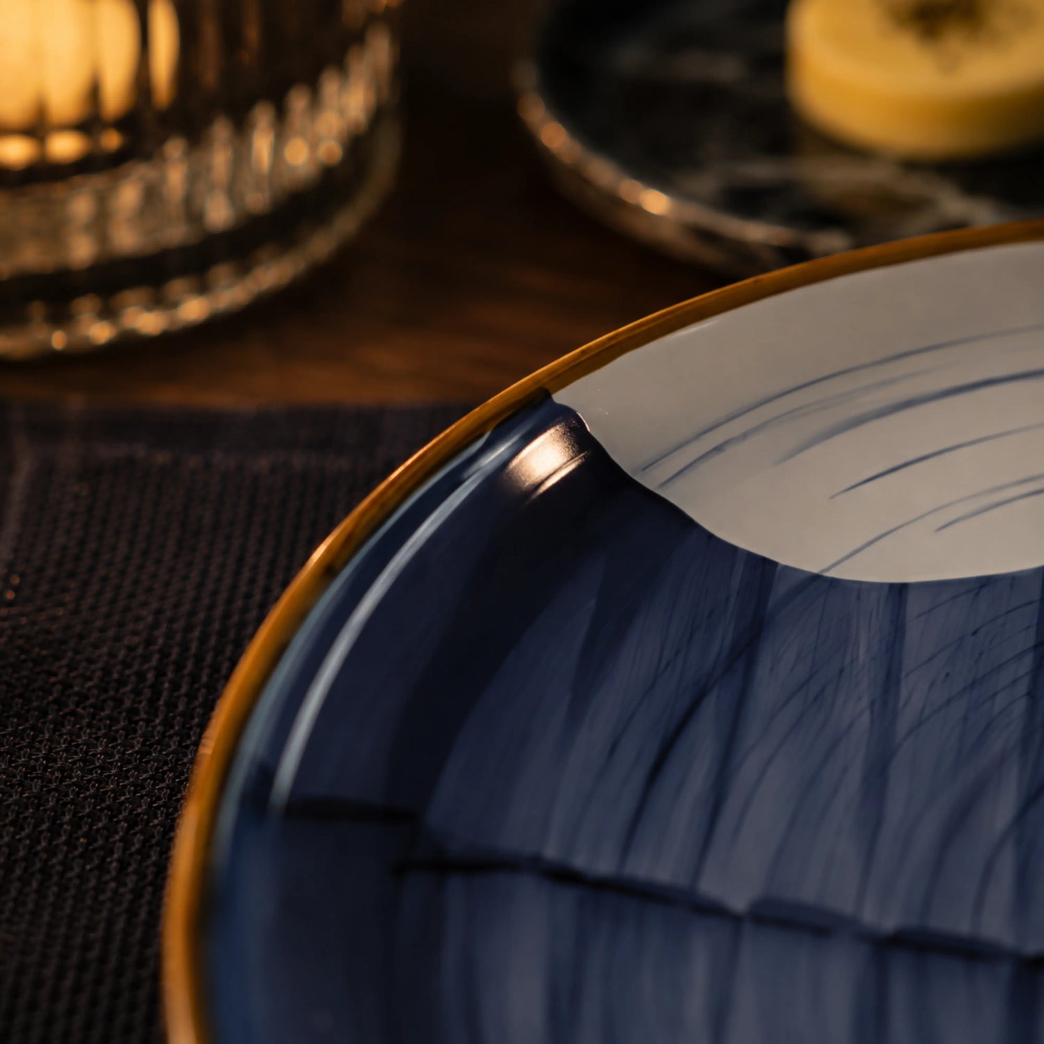 EMILIA SORA PLATE