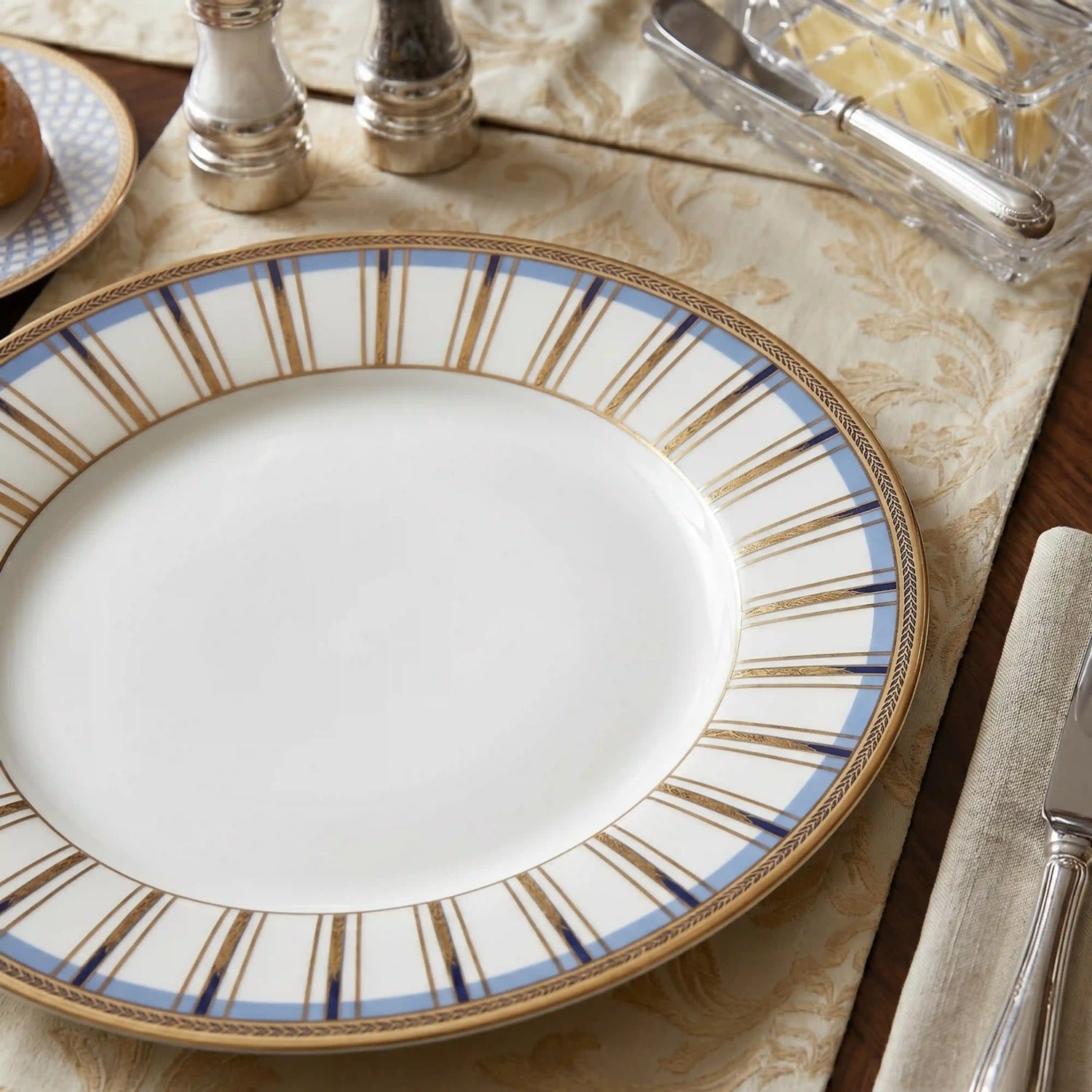 ADELYN PLATE