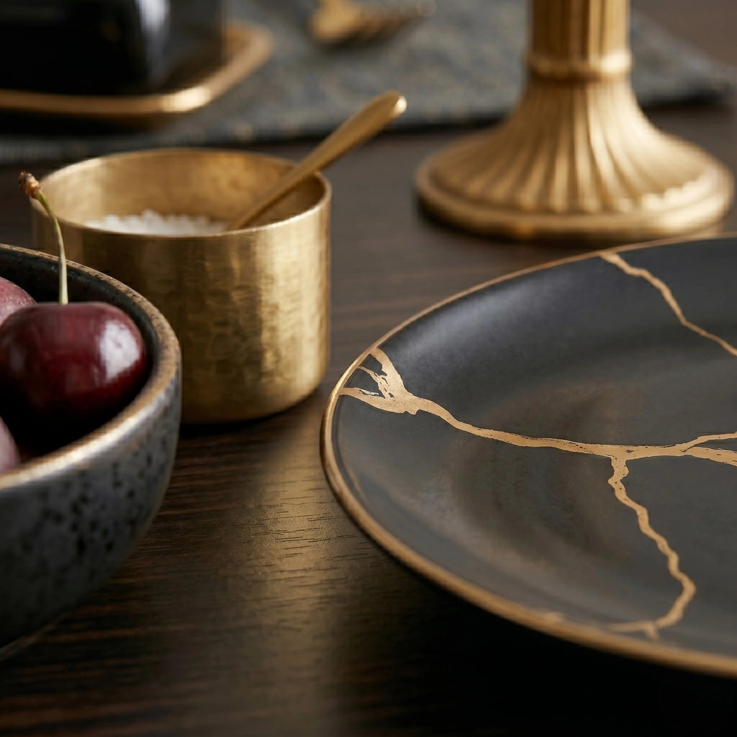 MICHAELANGELO NOIR PLATE
