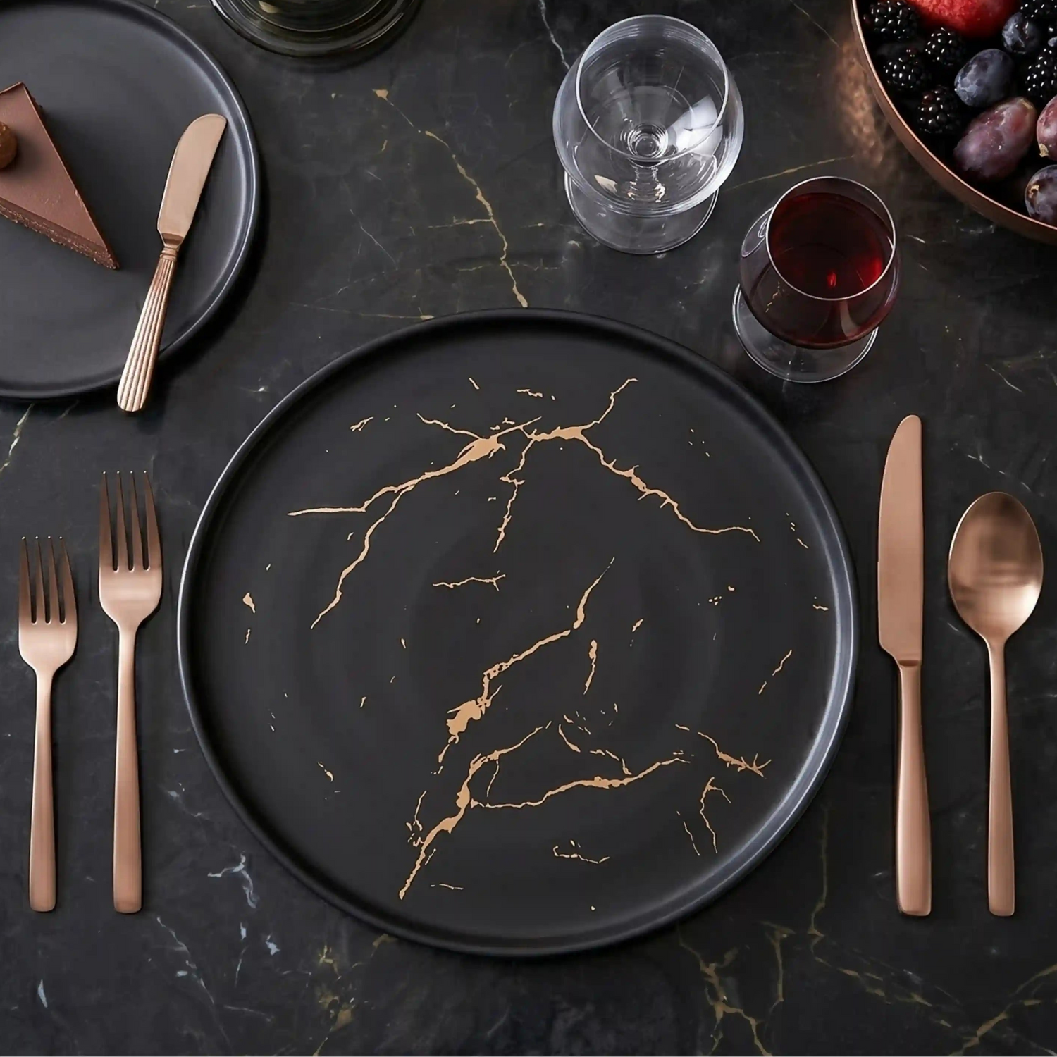 LIGHTNING NOIR PLATE