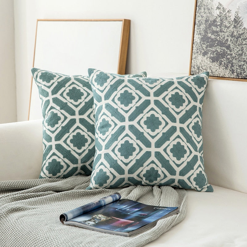 LUXE CUSHION