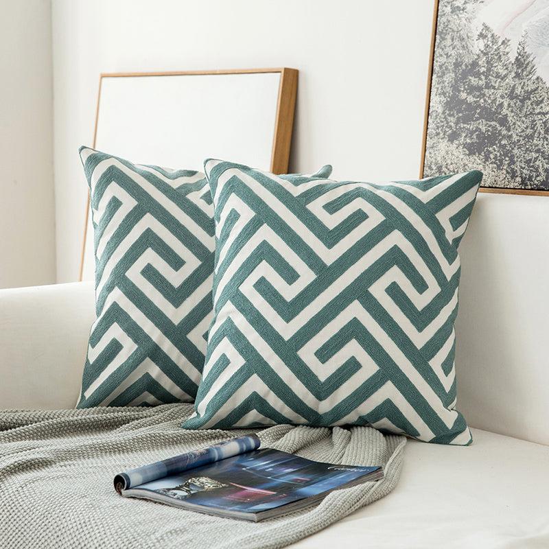 LUXE CUSHION