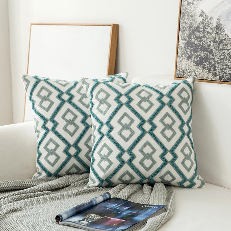LUXE CUSHION