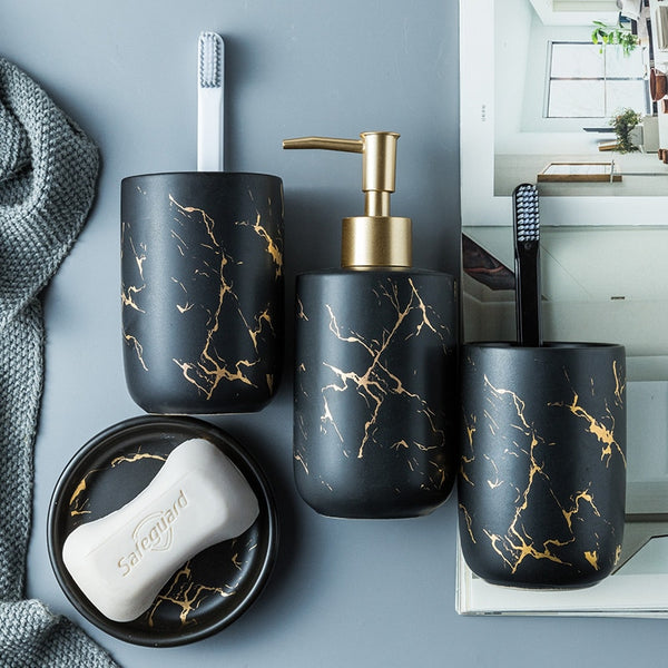 LIGHTNING BATHROOM SET