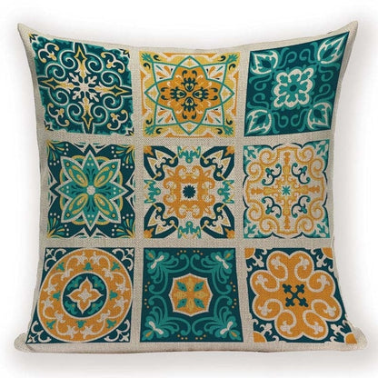 BOHO RETRO CUSHION