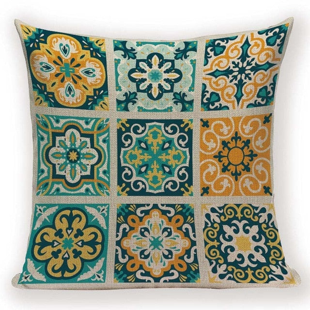 BOHO RETRO CUSHION