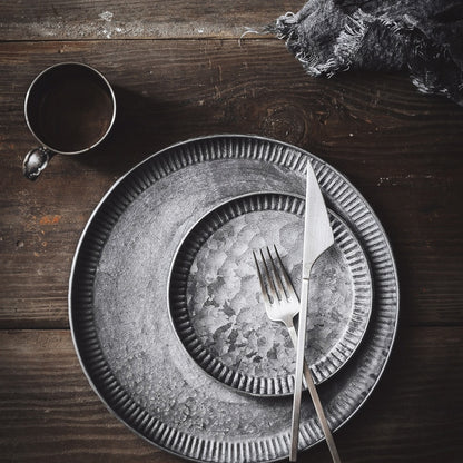 RETRO DISC SERVING TRAY